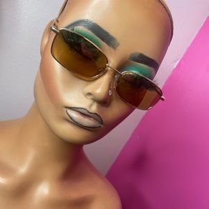 Golden rectangle shades.